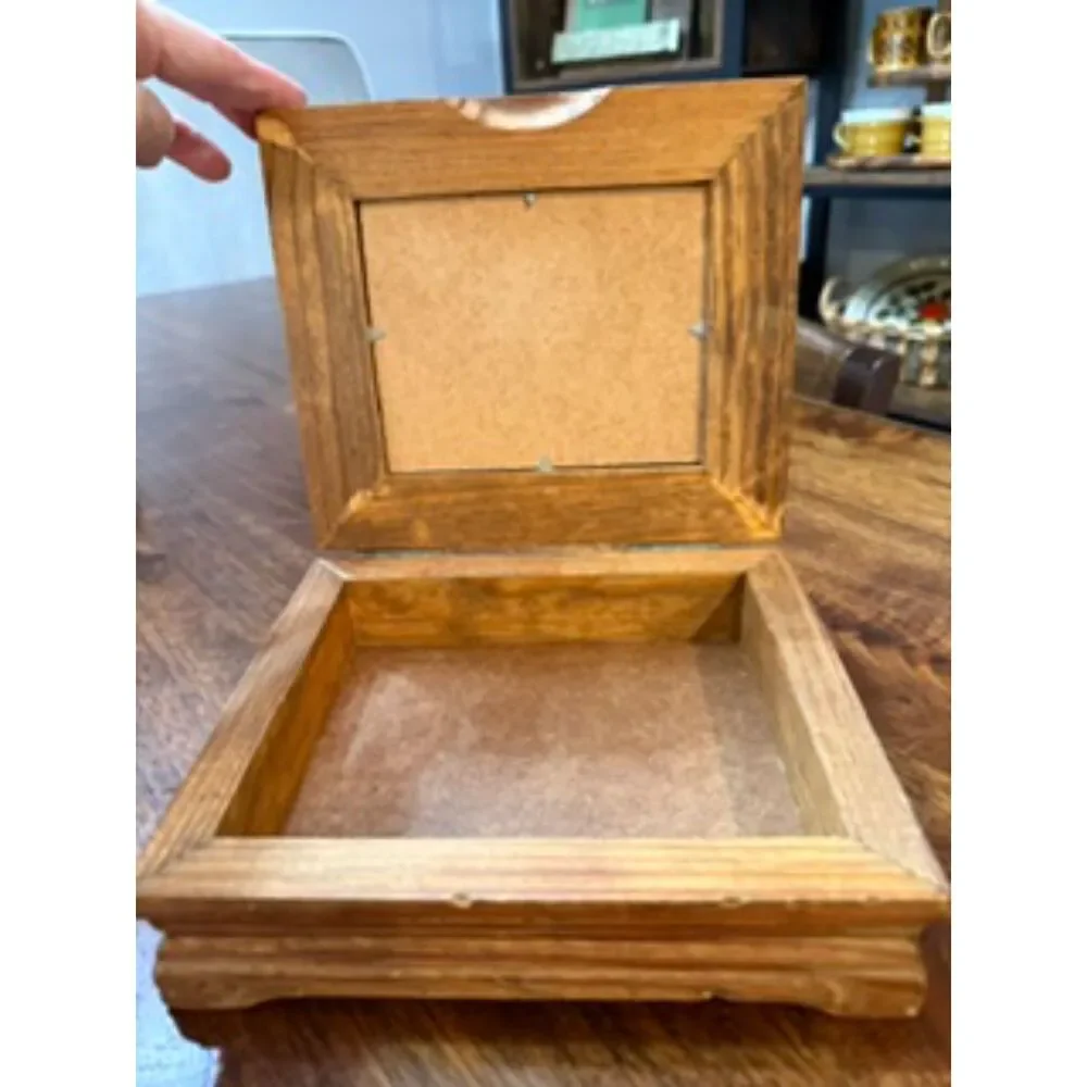 Vintage wooden trinket box 1980-1990